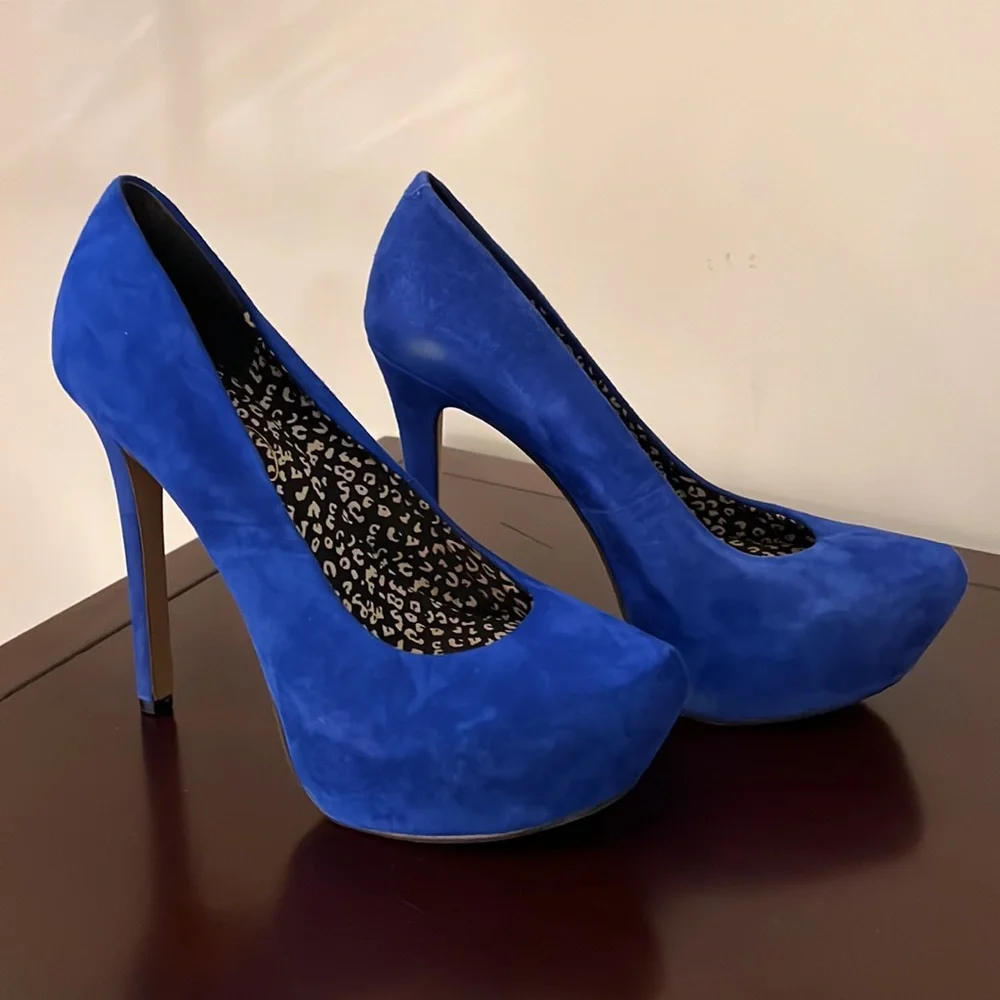 Jessica Simpson - Picture 2 of 8